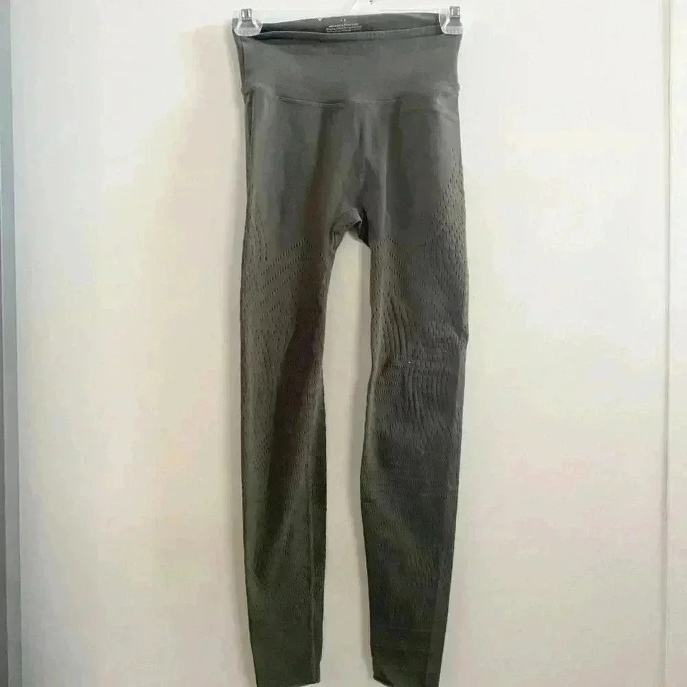 Free People high waisted lattice leggings small